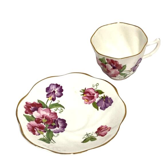 Crownford bone china demitasse espresso teacup cup & saucer set pink & red roses - Picture 5 of 6